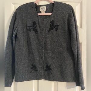 Moe women’s gray lambs wool button up cardigan with black flower details